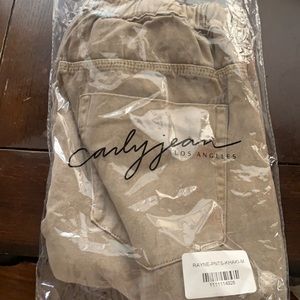 Rayne pants khaki. Cjla Carly Jean Los Angeles